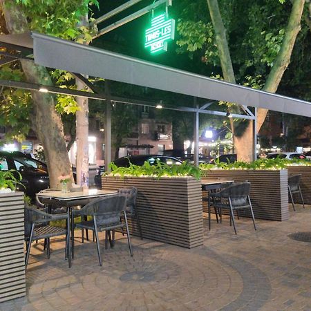 Avenue 23 Boutique Hotel Yerevan Bagian luar foto