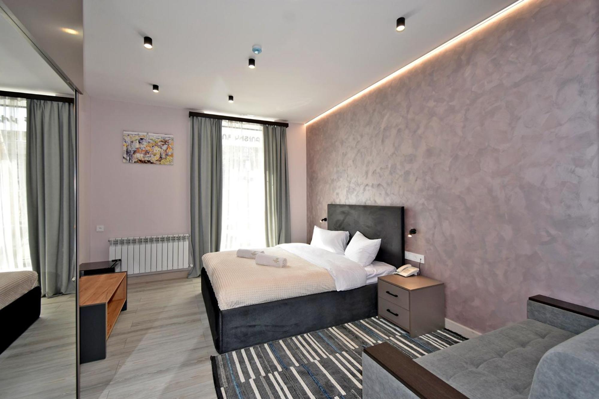 Avenue 23 Boutique Hotel Yerevan Bagian luar foto