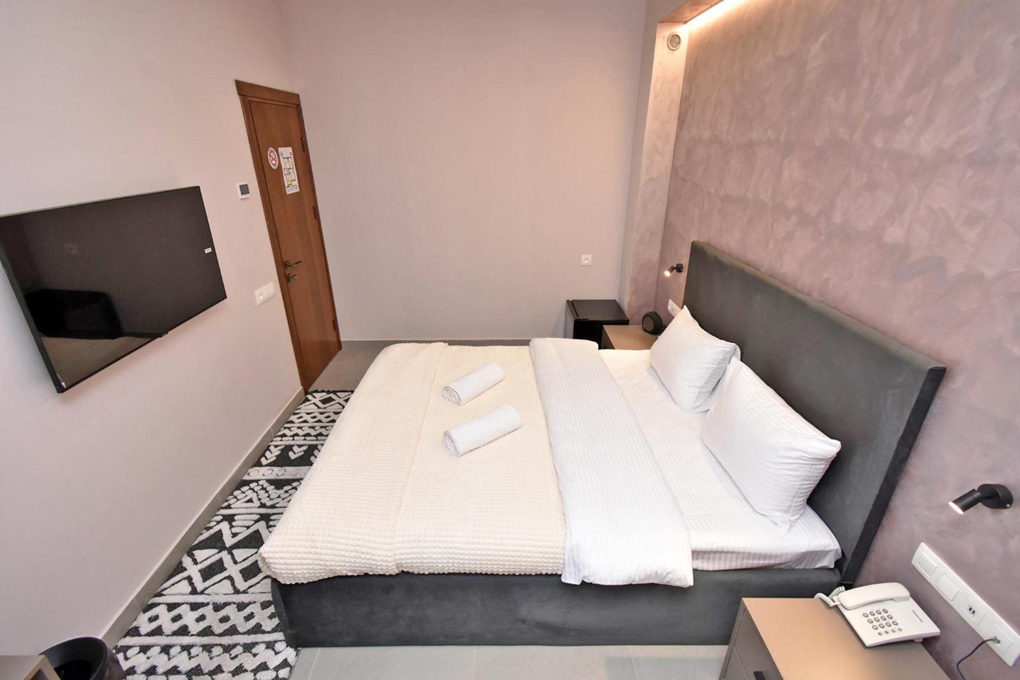 Avenue 23 Boutique Hotel Yerevan Bagian luar foto
