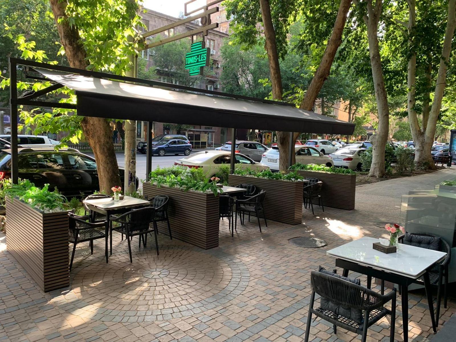 Avenue 23 Boutique Hotel Yerevan Bagian luar foto